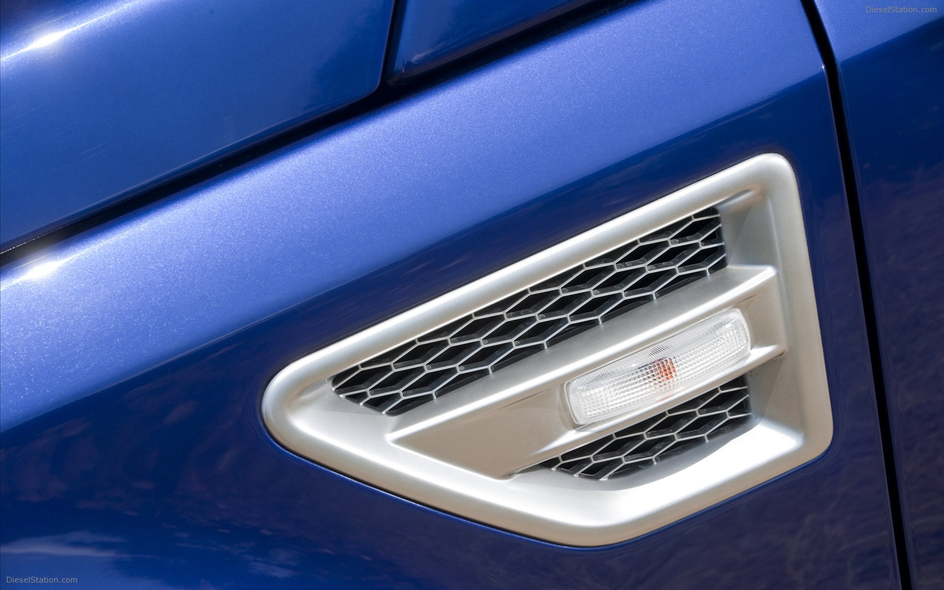 Land Rover LR2 2011